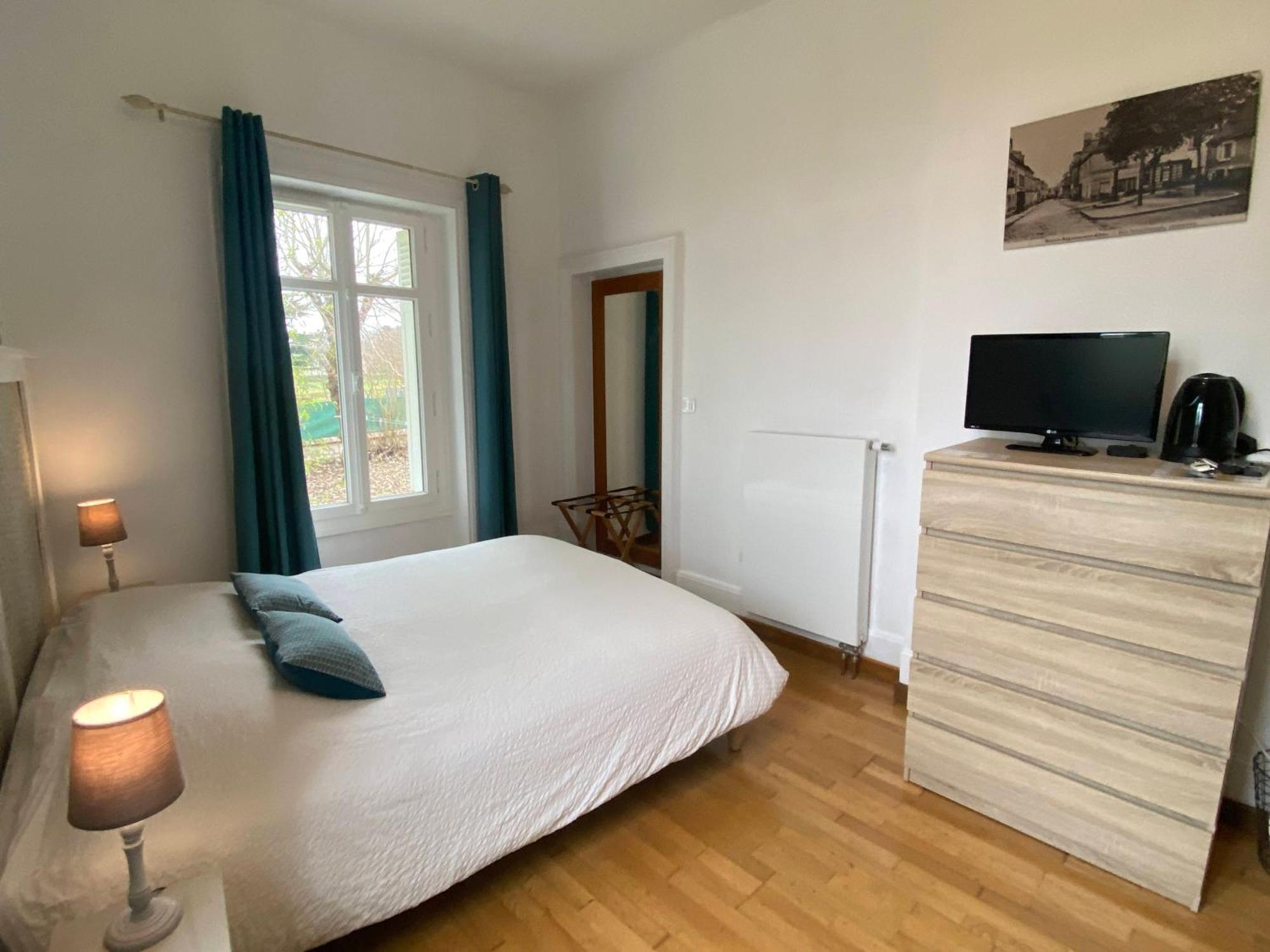 Les Mariniers Chambres D'Hotes -Guest House - Bain Nordique En Option Mareuil-sur-Cher Ngoại thất bức ảnh