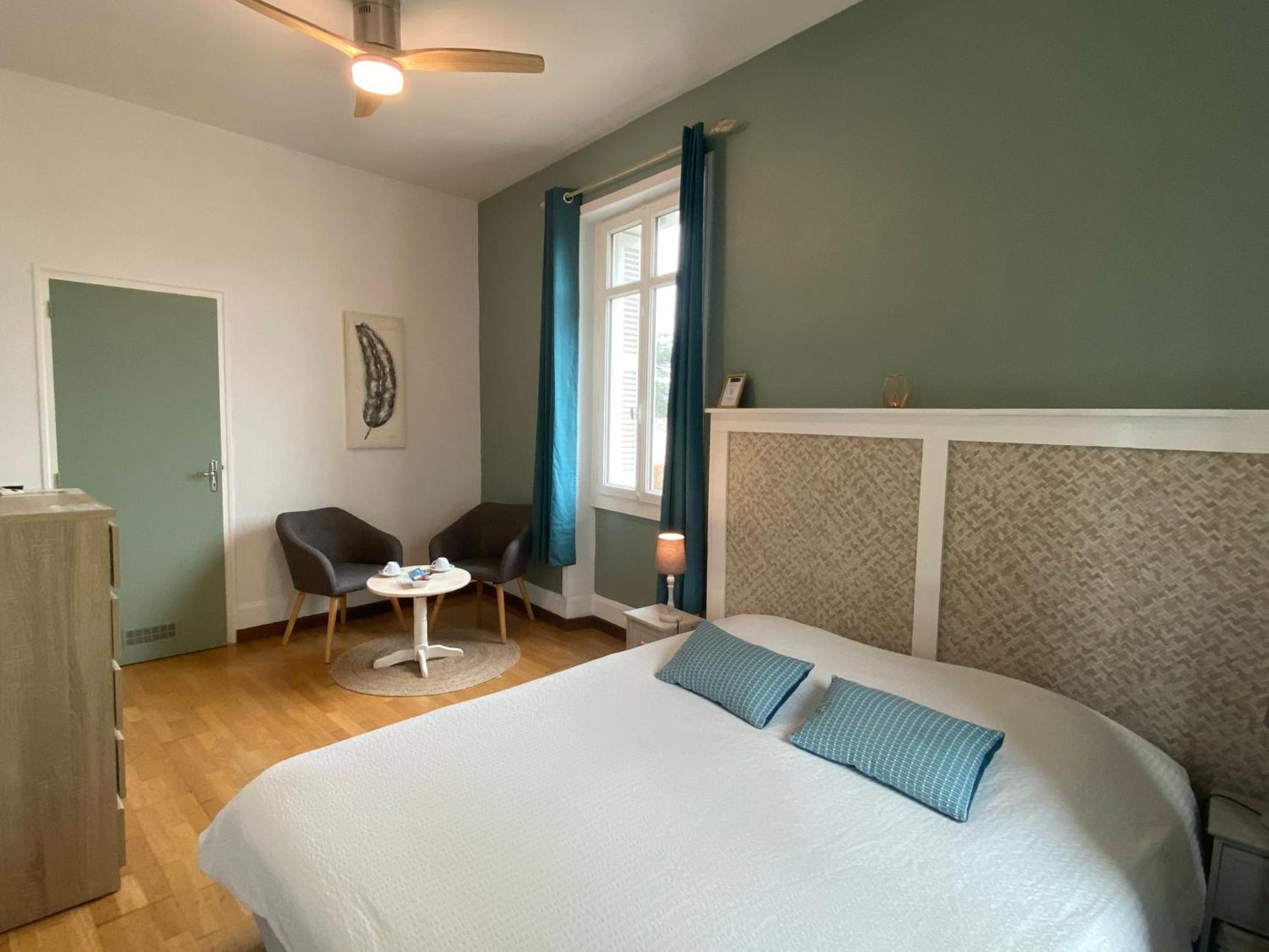 Les Mariniers Chambres D'Hotes -Guest House - Bain Nordique En Option Mareuil-sur-Cher Ngoại thất bức ảnh